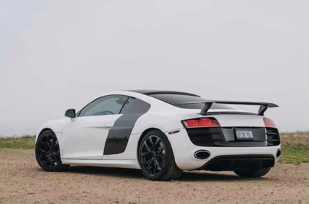 Vors Style Spoiler Rear Wing High Quality Fast Delivery Rear Carbon Fiber Body Kits for  R8